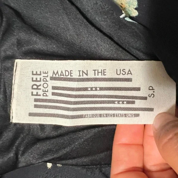 Free People Black Floral Print Kimono Wrap Top Blouse Cropped Long Sleeve S - Picture 8 of 10